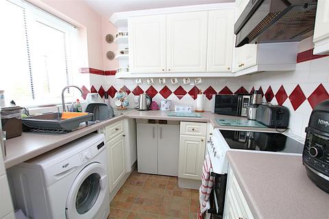 2 bedroom end of terrace house for sale, St. Dunstans Rise, West Hunsbury