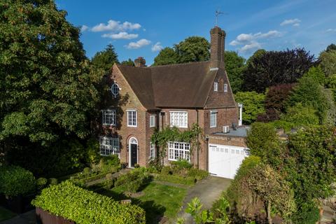 5 bedroom detached house for sale, Wildwood Rise, Hampstead Garden Suburb, London, NW11