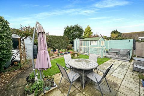 undefined, Westbury Close, Highcliffe, Dorset. BH23 4PE