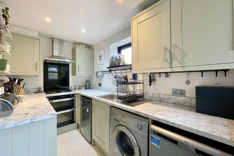 2 bedroom end of terrace house for sale, Derwent Place, Bradford BD13