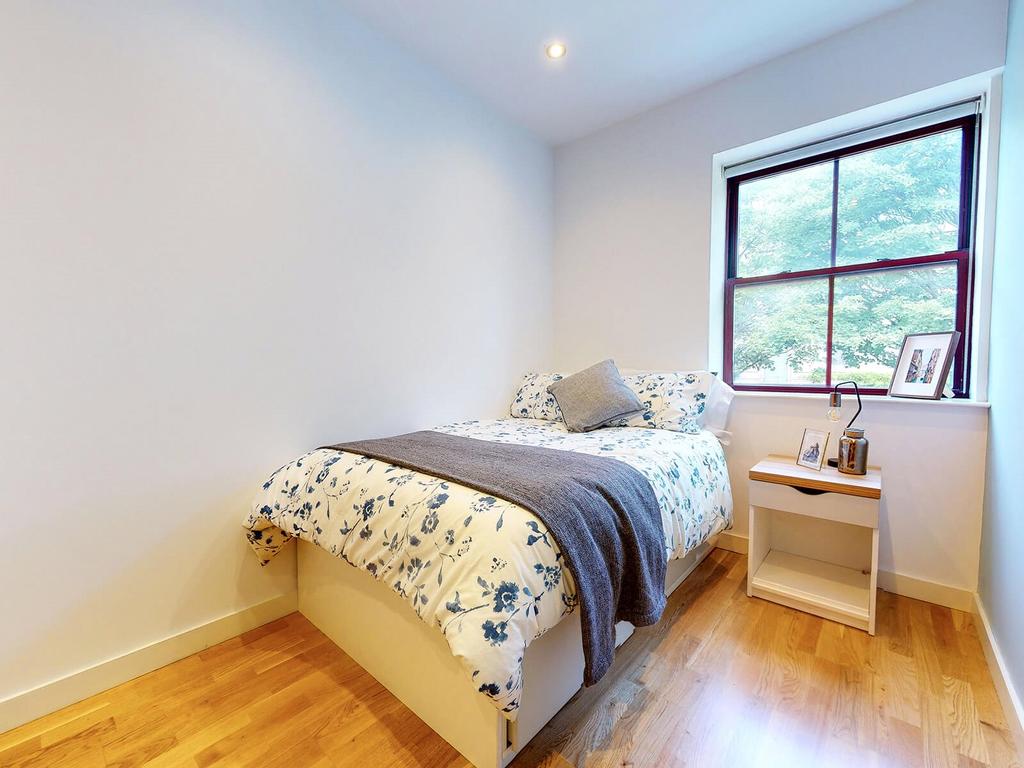 Apartment in Leeds, Little Woodhouse, Woodhouse - View 3