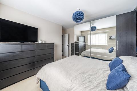 17 Holywell Way, Staines-upon-thames, TW19 7SG