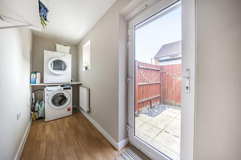 17 Holywell Way, Staines-upon-thames, TW19 7SG