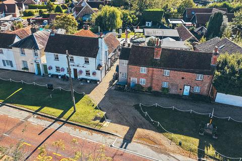 2 bedroom semi-detached house for sale, High Street, Ingatestone CM4