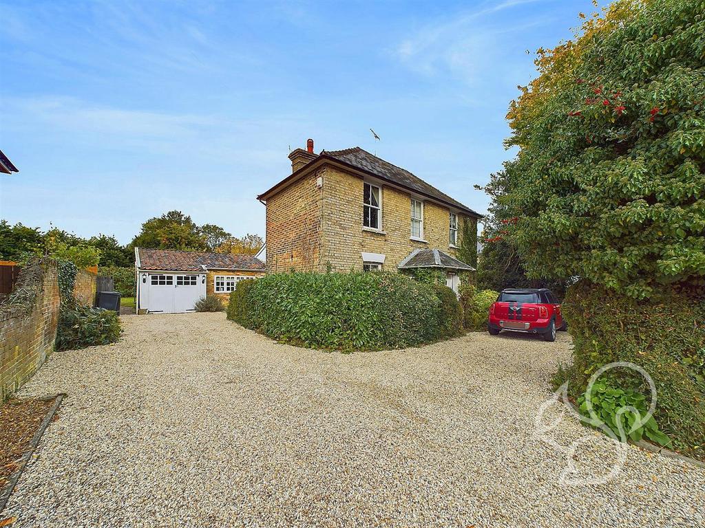 New Road, Elmswell IP30 5 bed detached house - £595,000