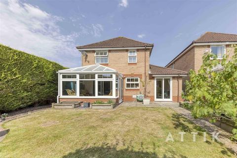 4 bedroom detached house for sale, Teasel Road, Attleborough