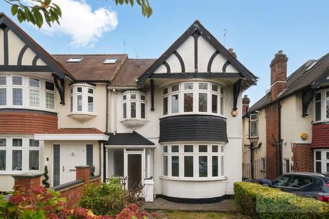 24 Westside, London, NW4 4XB