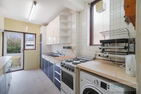 24 Westside, London, NW4 4XB
