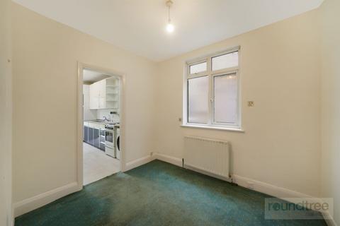 24 Westside, London, NW4 4XB