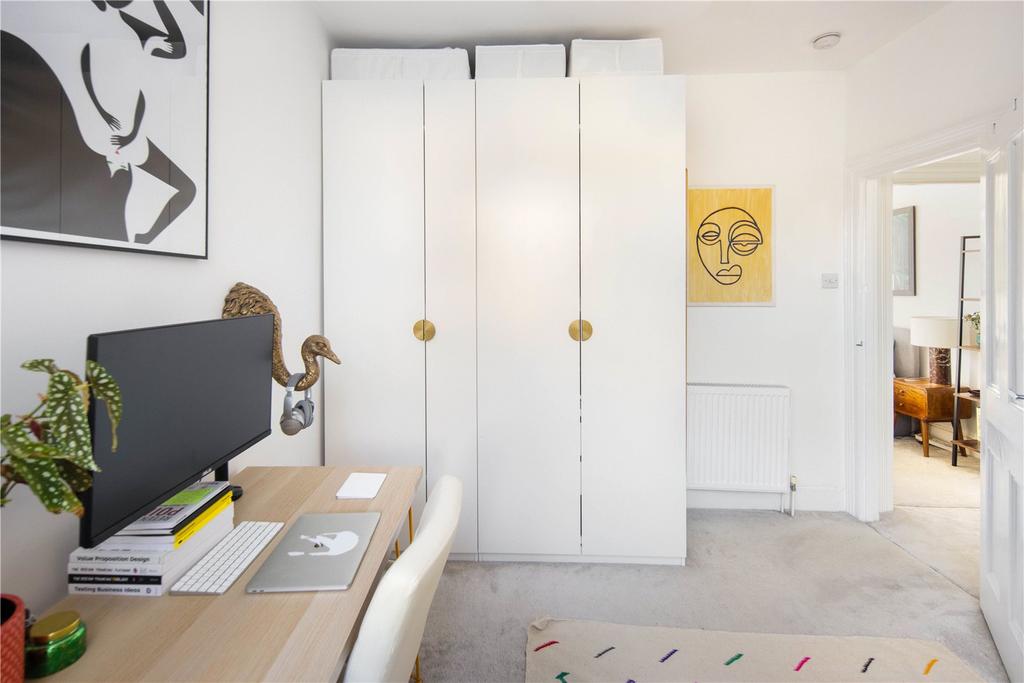 Bedroom 5/Study