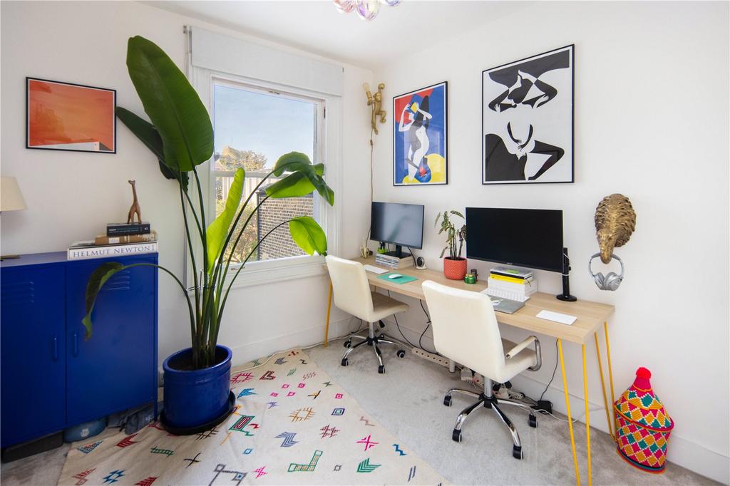 Bedroom 5/Study