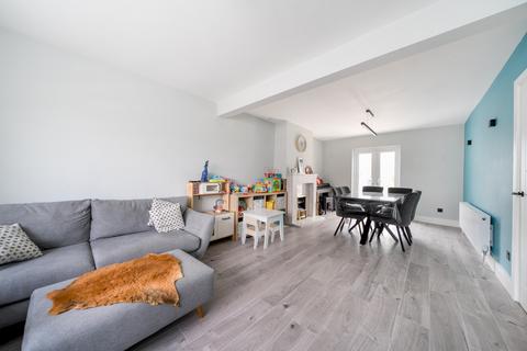 71 Eastbury Road, Watford, WD19 4JN