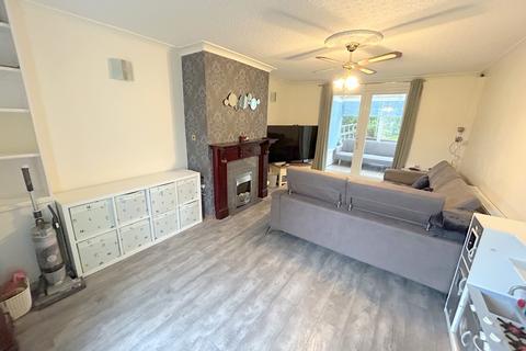 3 bedroom semi-detached house for sale, Prestwich, Manchester M25