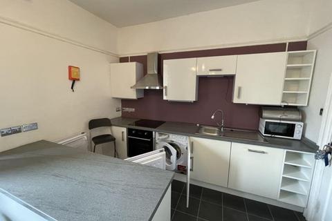 3 bedroom flat to rent, Mansel Street, City Centre, Swansea