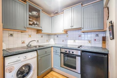 1 bedroom terraced house for sale, High Wycombe,  Buckinghamshire,  HP12