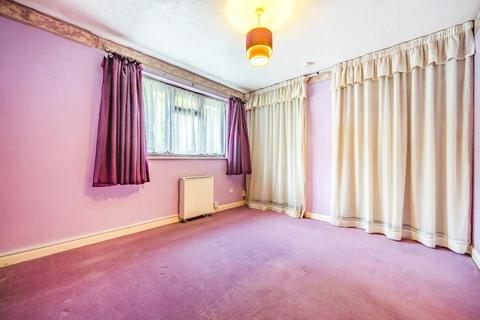 1 bedroom terraced house for sale, High Wycombe,  Buckinghamshire,  HP12