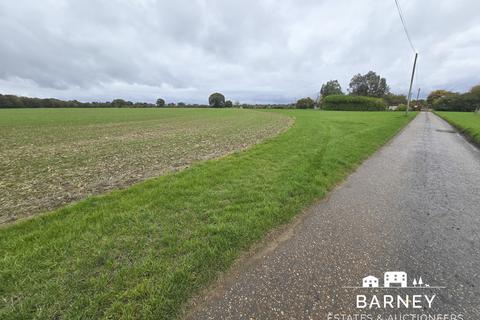 Land for sale, Great Garnetts, Bishops Green, Barnston CM6