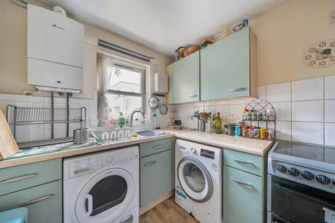 4 bedroom terraced house for sale, Foxberry Road, London