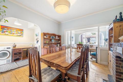 54 Howberry Road, Thornton Heath, CR7 8HY