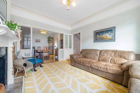 54 Howberry Road, Thornton Heath, CR7 8HY