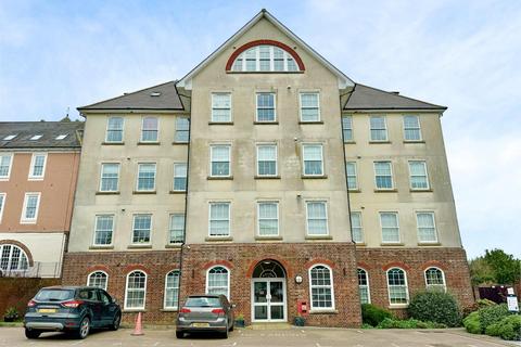 2 bedroom ground floor flat to rent, Paradise Walk, Bexhill-On-Sea TN40