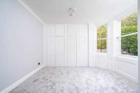 2 bedroom flat for sale, Winchester Road, London NW3