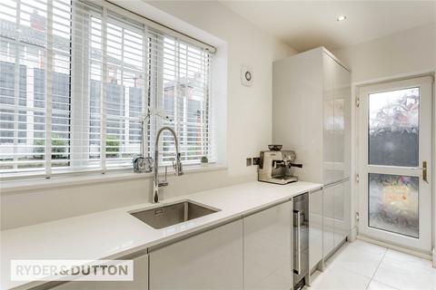 18 Assheton Crescent, Manchester, M40 1NN