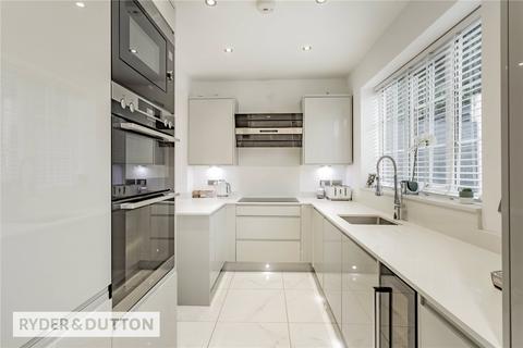 18 Assheton Crescent, Manchester, M40 1NN