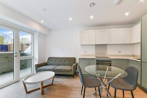 1 bedroom apartment to rent, Ellipse House, Royal Eden Docks, London, E16