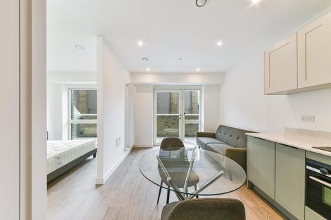 1 bedroom apartment to rent, Ellipse House, Royal Eden Docks, London, E16