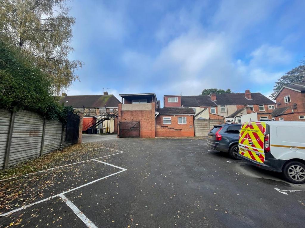 5 CAR PARK B.jpg