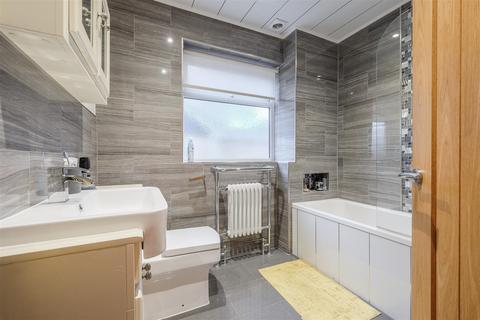13 Cornwall Crescent, Brighouse, HD6 4DS