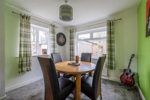 13 Cornwall Crescent, Brighouse, HD6 4DS