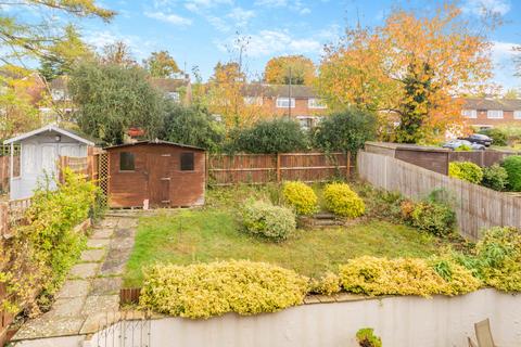 10 Portobello Close, Chesham, HP5 2PL