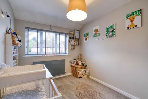 20 Chamberlain Crescent, Shirley, Solihull, B90 2DG