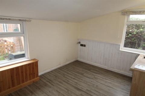 Three Doors Beach Approach, Warden, Sheerness, ME12 4NJ