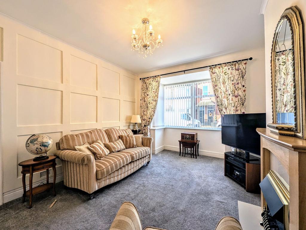 Lounge/Bedroom One