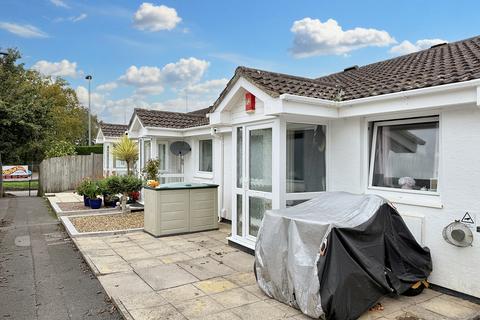 2 bedroom bungalow for sale, Newcross Park, Kingsteignton, Newton Abbot