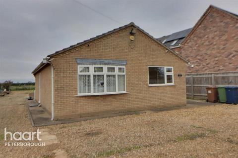 3 bedroom detached bungalow to rent, Back Road, Wisbech