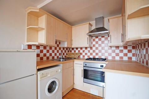 1 bedroom flat to rent, Stoke Newington High Street, Stoke Newington