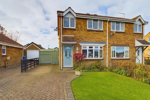 3 bedroom semi-detached house for sale, Pinfold Close, Bridlington