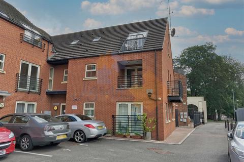 4 bedroom flat to rent, Wesleyan Court, Lincoln