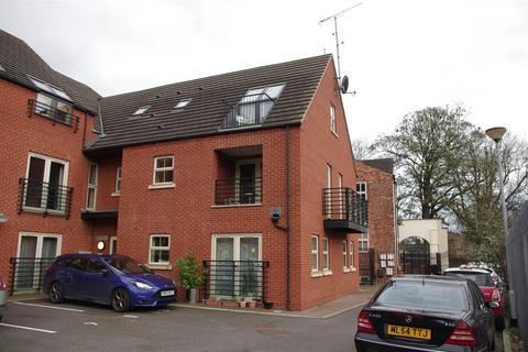 4 bedroom flat to rent, Wesleyan Court, Lincoln