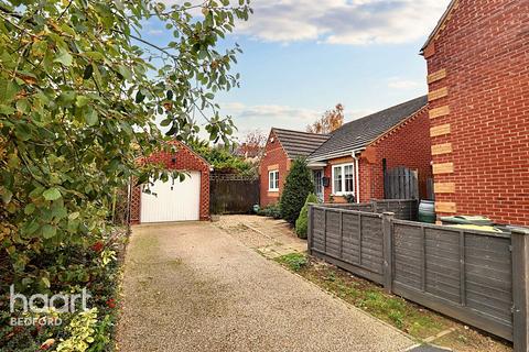 2 bedroom detached bungalow for sale, Hunter Close, Bedford