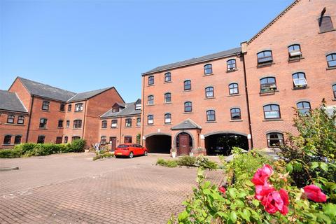 2 bedroom apartment to rent, South Pier Road, Ellesmere Port