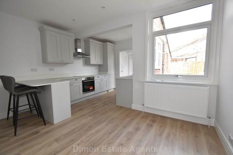 2 bedroom end of terrace house for sale, Mill Pond Road, Elson