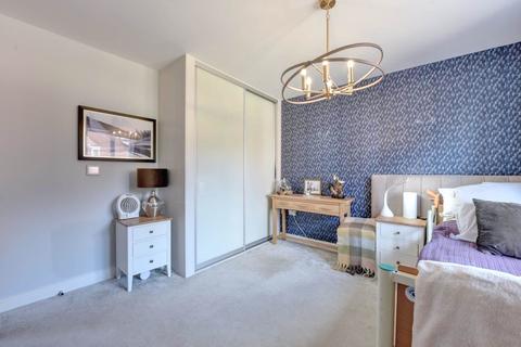 2 Barnsletts, Rotherfield Greys, Henley-on-thames, RG9 4BD
