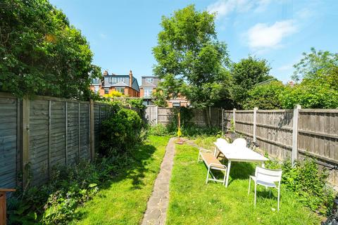 2 bedroom flat for sale, Grove Hill, South Woodford