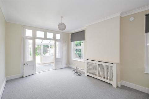 2 bedroom flat for sale, Grove Hill, South Woodford