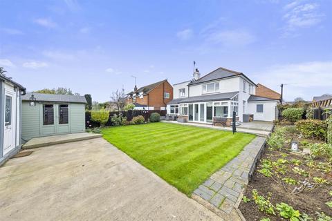 4 bedroom detached house for sale, Britannia Road, Kettering NN16